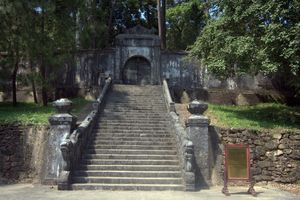 Der Eingang zum Grabmal